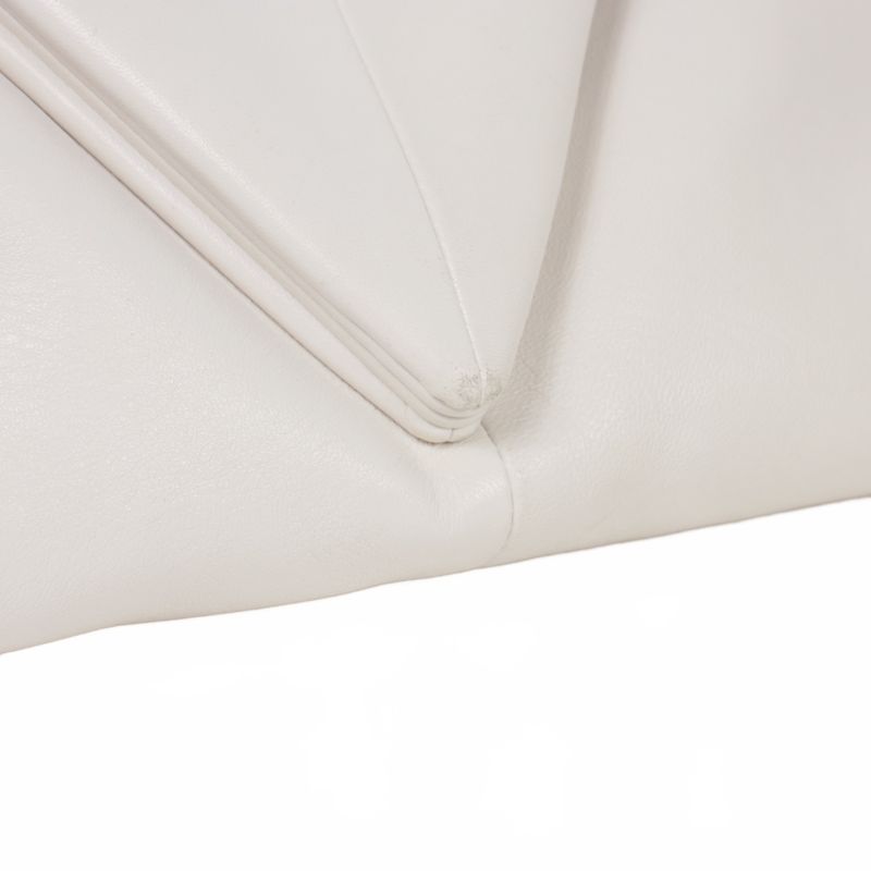 Bottega Veneta Triangle Clutch BAG Triangle Clutch Bag Leather White