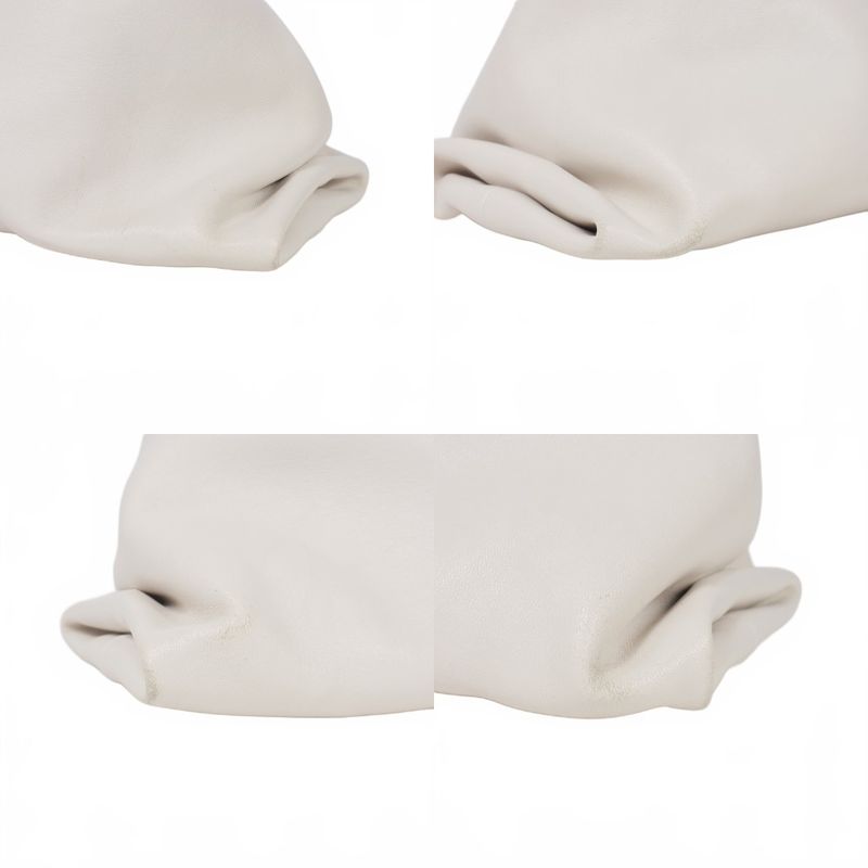 Bottega Veneta Triangle Clutch BAG Triangle Clutch Bag Leather White