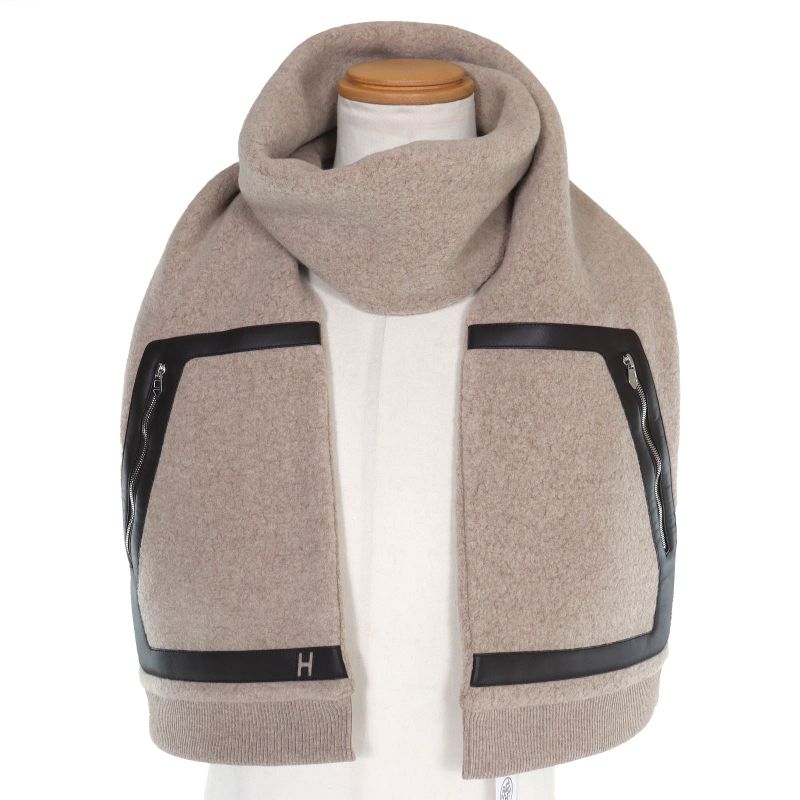 Hermes H394076t Teddy Pocket Wool Cashmere Silver Hardware H Logo Shawl