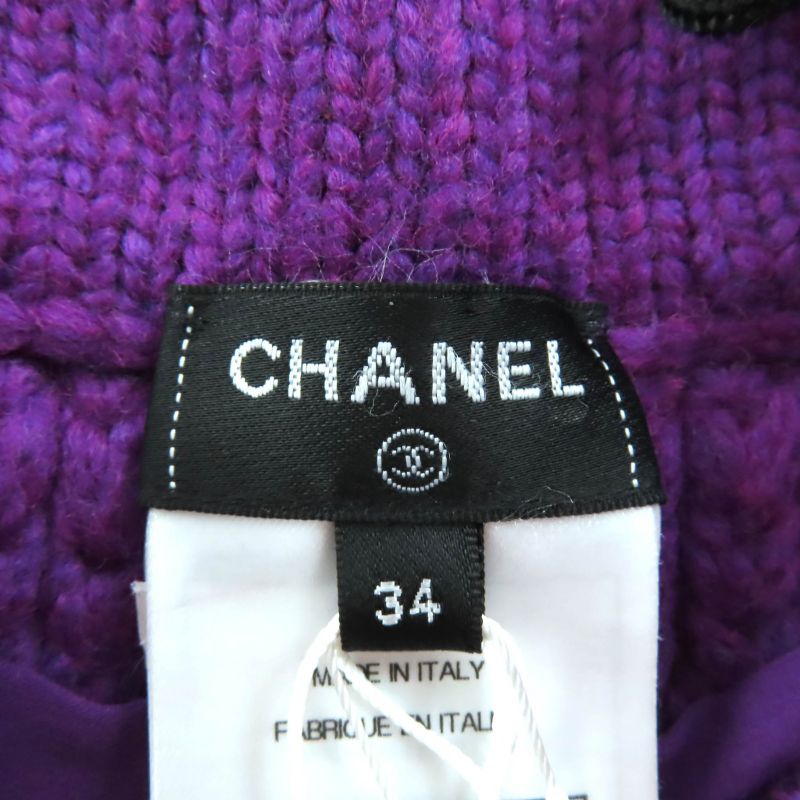 Chanel P72880 Coco Mark Button Wool Bermuda Half Pants Purple 34 Made In Italy