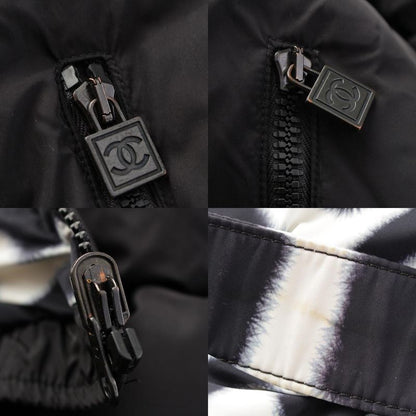 Chanel 07A Reversible Down Jacket Storage Bag Down Jacket P31622 Black White