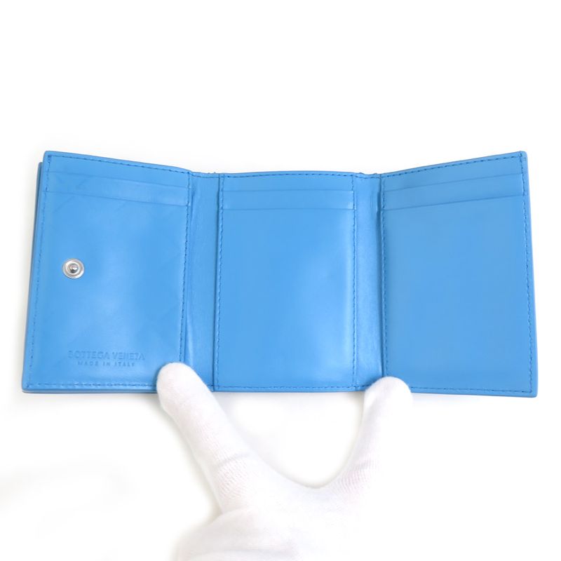 Bottega Veneta Trifold Wallet Intrecciato