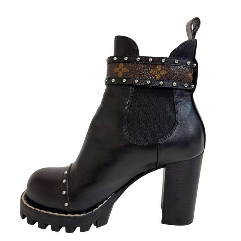 Louis Vuitton Studded Belt Side Gore Boots Star Trail Line Boots Black Ladies