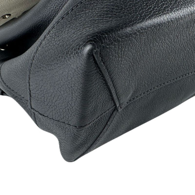 Louis Vuitton Rucksack Lock Me Backpack M54108