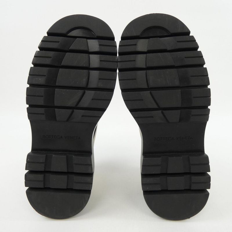 Bottega Veneta Tire Ankle Chelsea Boots 630300vbs50 Boots