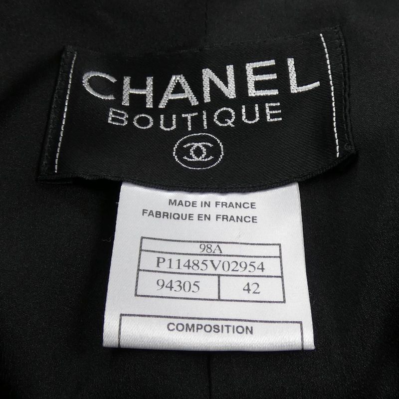 Vintage Chanel P11485v02954 98A Suit