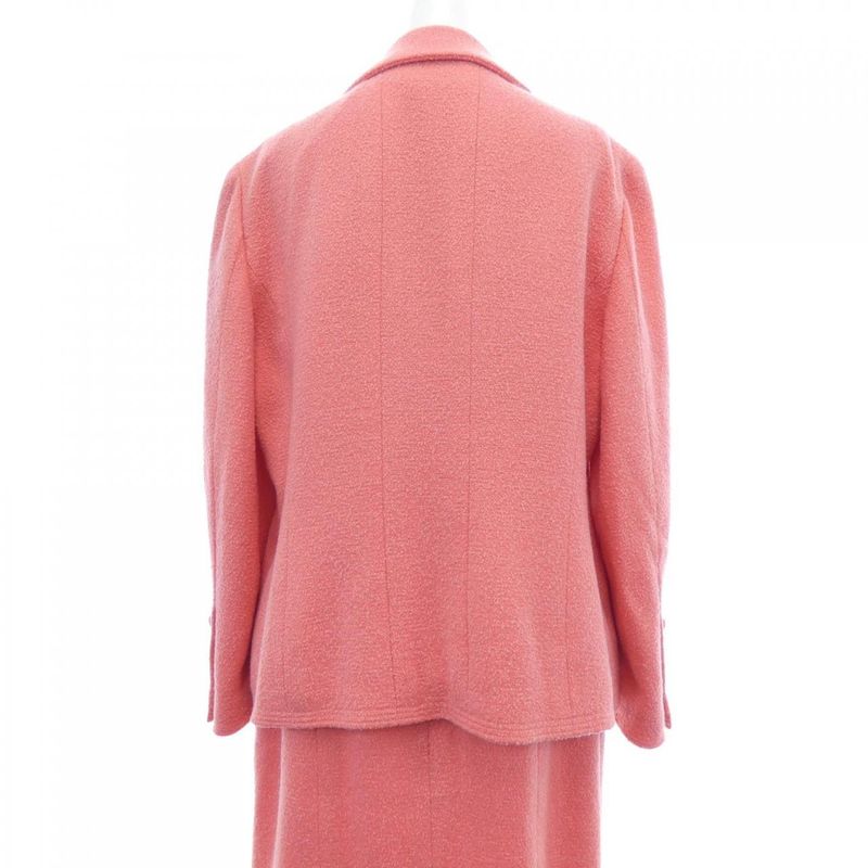 Vintage Chanel P06227v04513 96C Suit