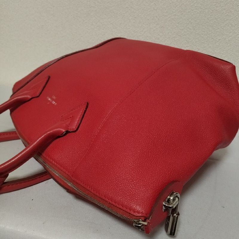 Louis Vuitton Taurillon Parnassea Lockit MM Shoulder Bag