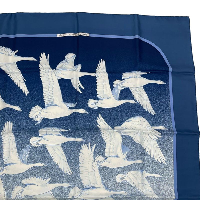 HERMES Carre 90 Scarf Migratory Bird 100% Silk Blue