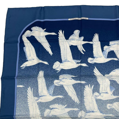 HERMES Carre 90 Scarf Migratory Bird 100% Silk Blue
