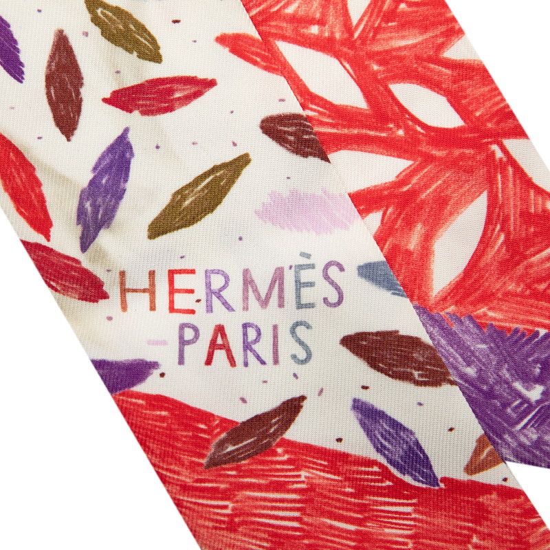 HERMES Twili - Chacun Fait Son Nid Each Nest Building White Multicolor - Silk