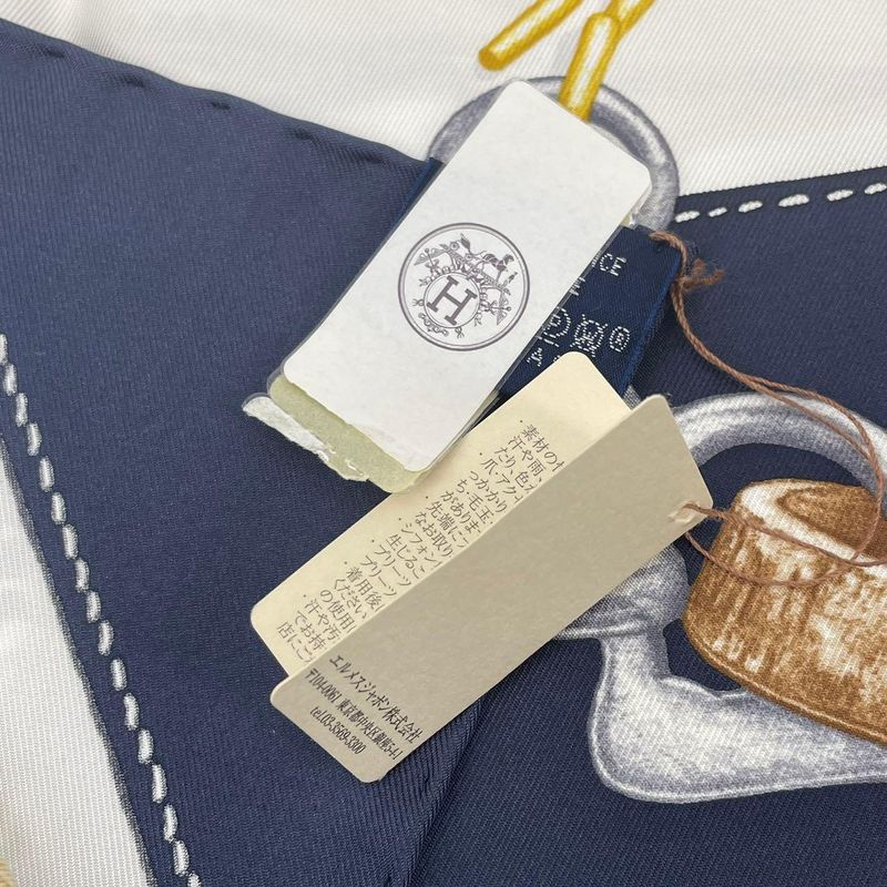 HERMES Scarf Carre 90 Silk Projets Carres Au Crayon White X Navy
