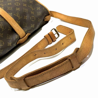 Louis Vuitton Saumur 35 Monogram Shoulder Bag Canvas M42254 Women's