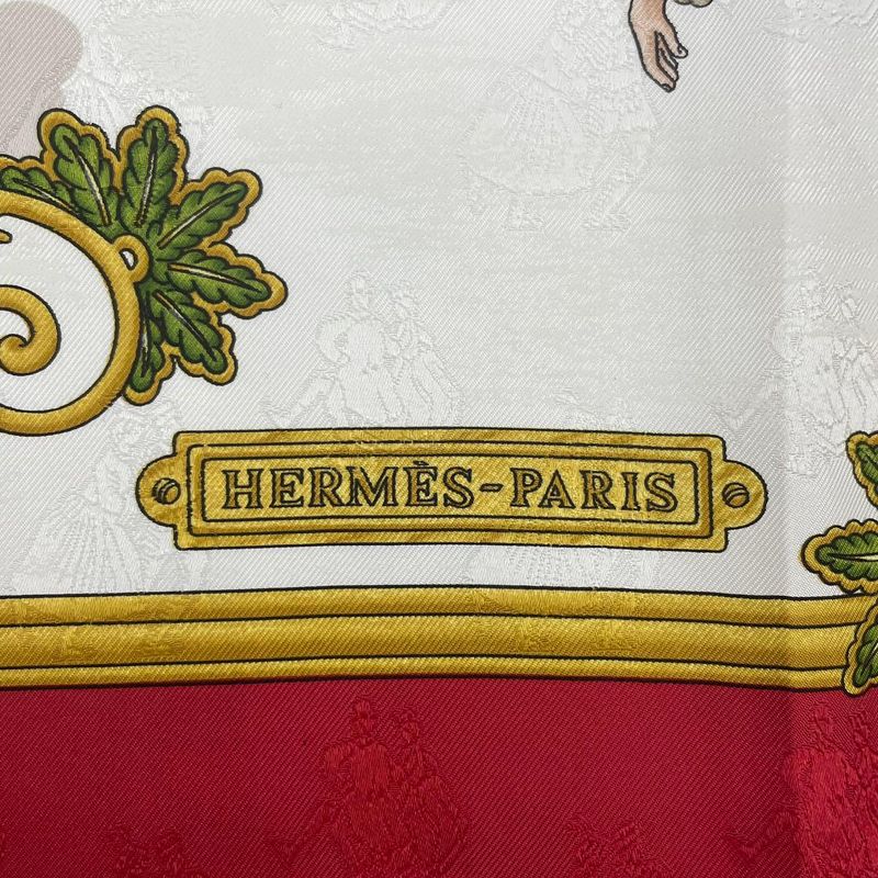 HERMES Carre 90 Large Scarf Silk Joies D'hiver Winter Fun Red Box Included