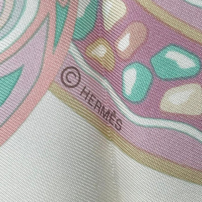 HERMES Scarf Silk Carre 90 Reves D Escargots Snail's Dream White Box Included