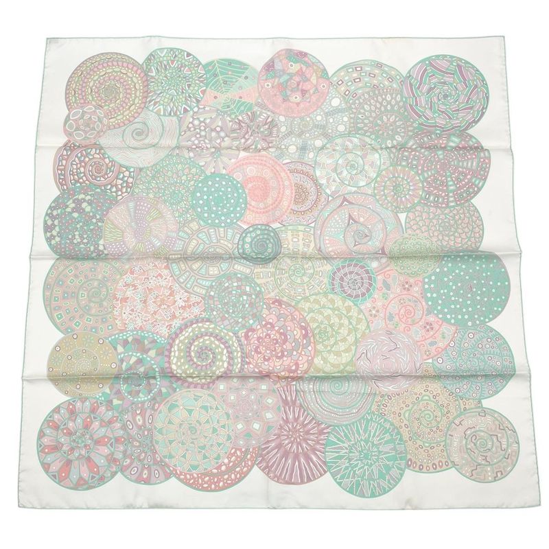 HERMES Scarf Silk Carre 90 Reves D Escargots Snail's Dream White Box Included