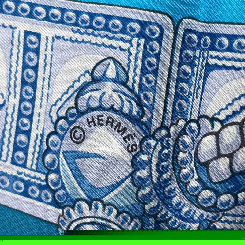 HERMES Scarf Silk Carre 90 Ceintures Et Liens Belt And Strap Blue - Box Included