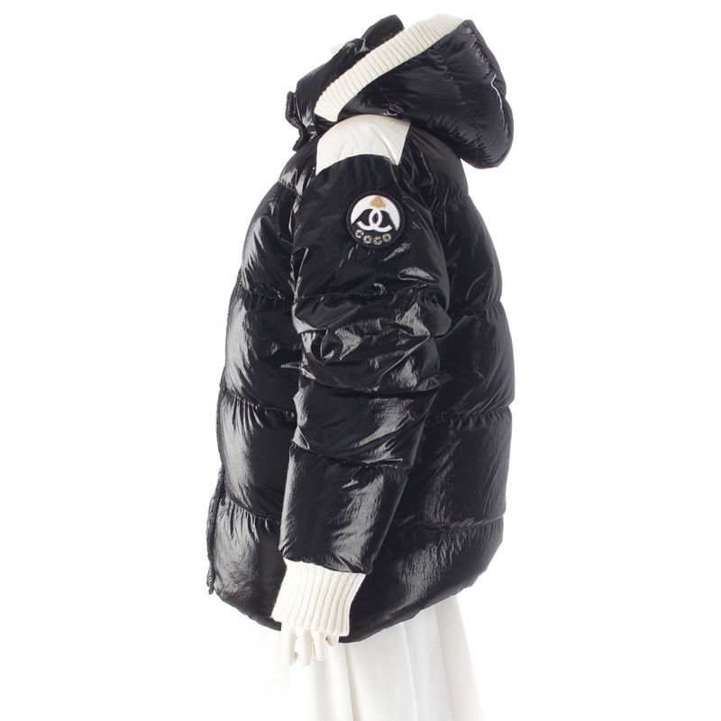 CHANEL 25 26 Coco Nege Collection Coco Mark Puffer - Down Coat Outerwear