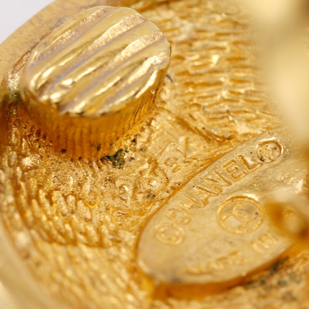 Chanel Chanel Coco Mark Quilted Vintage Gold Plated 22.0 g Earrings