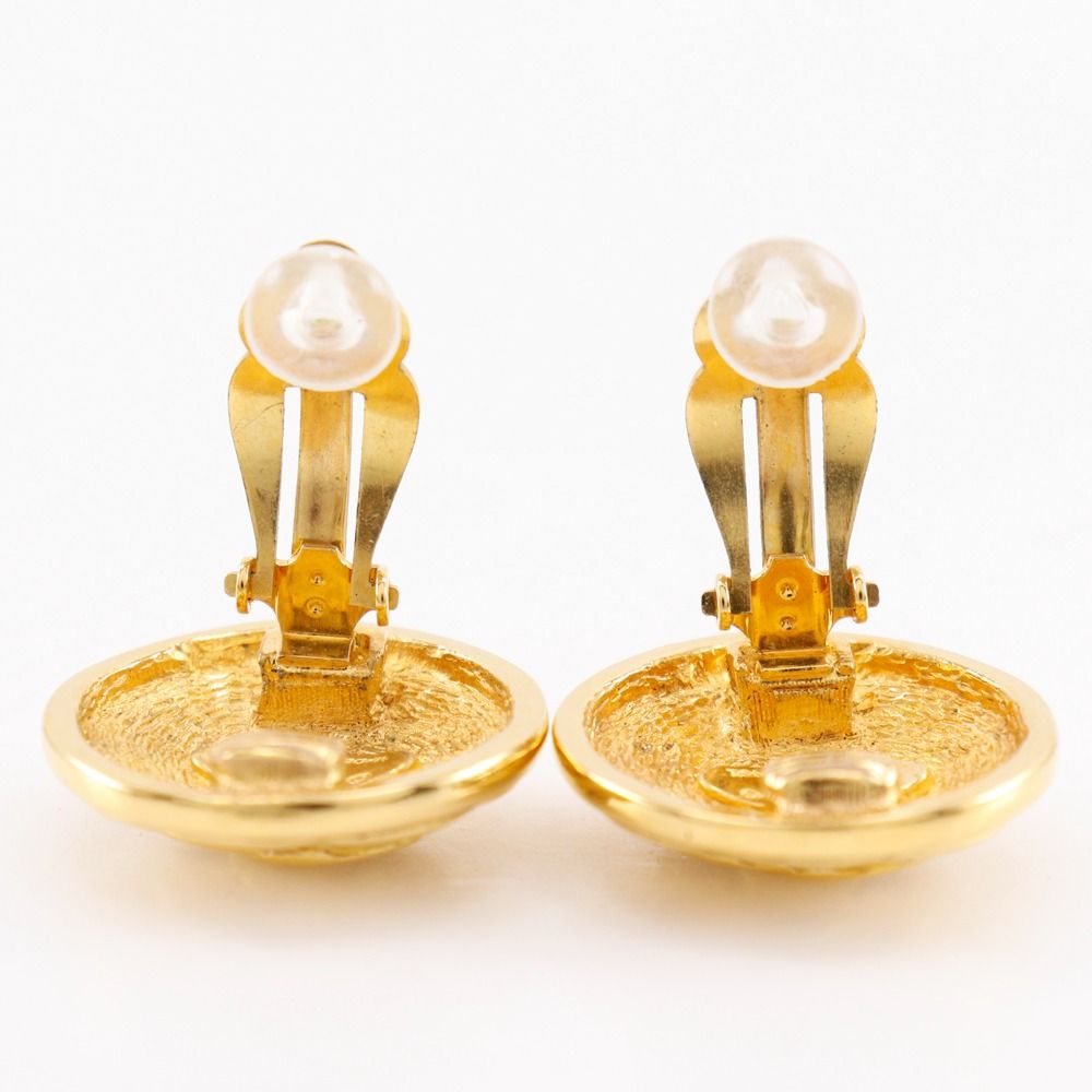 Chanel Chanel Coco Mark Quilted Vintage Gold Plated 22.0 g Earrings