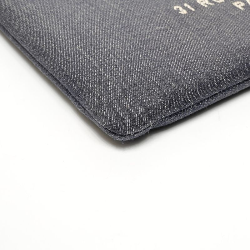 Chanel Clutch 21 Denim Logo