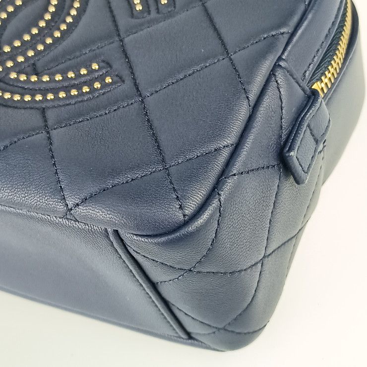 CHANEL Shoulder Bag Small Vanity Case As1513 Navy Lambskin Ladies Chain