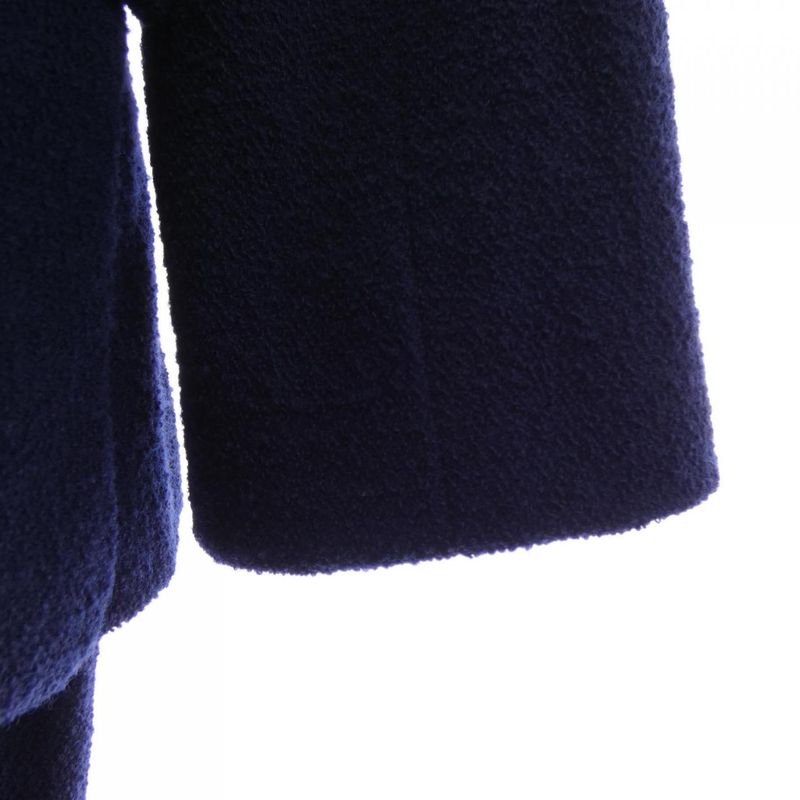 Vintage CHANEL P05801v04346 95A Suit