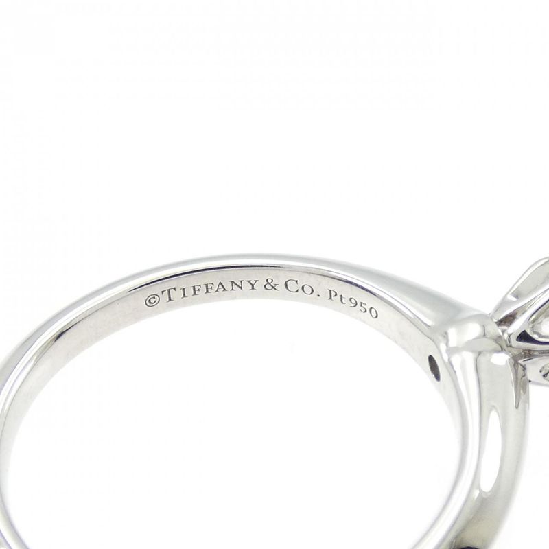 Tiffany & Co Classic Solitaire Ring 0.26ct