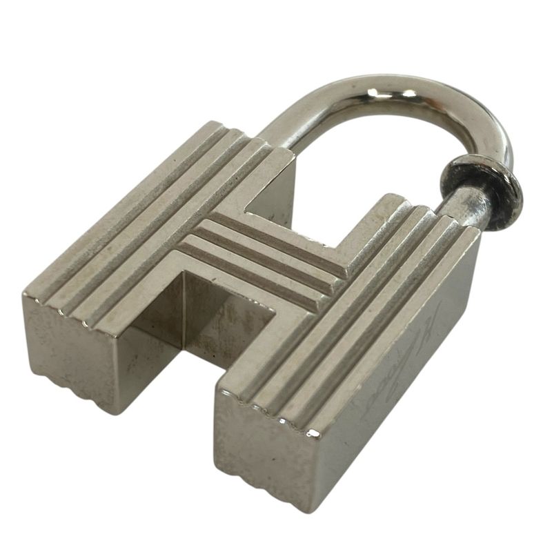 HERMES First Step Of A New Century Cadena Padlock 2000 Limited H Motif Charm