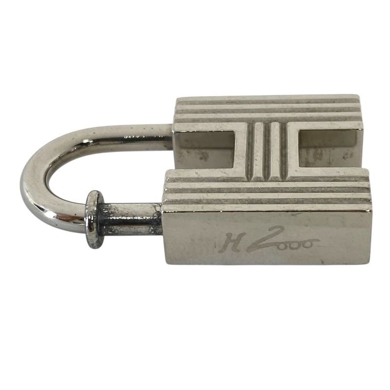 HERMES First Step Of A New Century Cadena Padlock 2000 Limited H Motif Charm