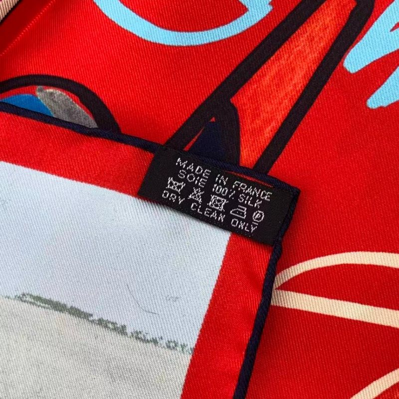 Hermes Carre 90 Silk Scarf Modernisme Tropical Modernism Multicolor Box