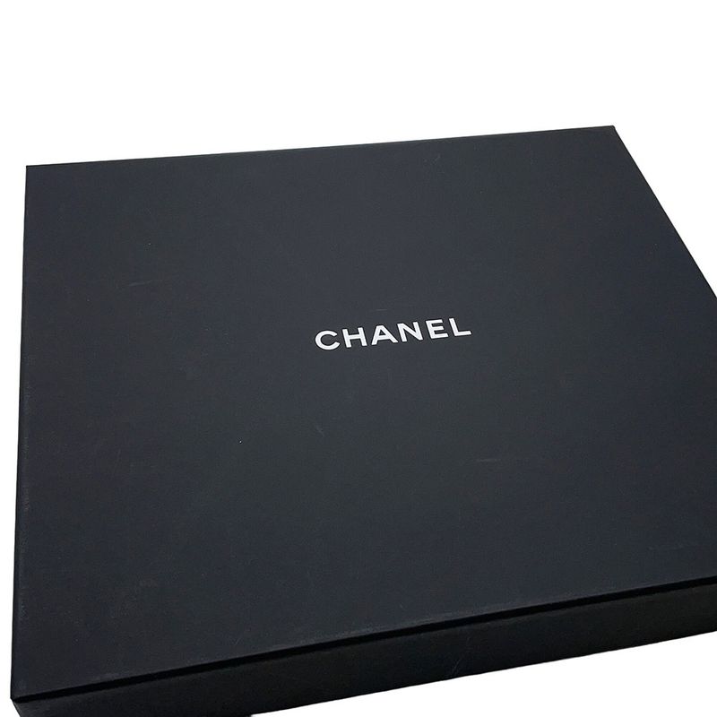Chanel Scarf CC Logo Cashmere Shawl Black White Black White Pink