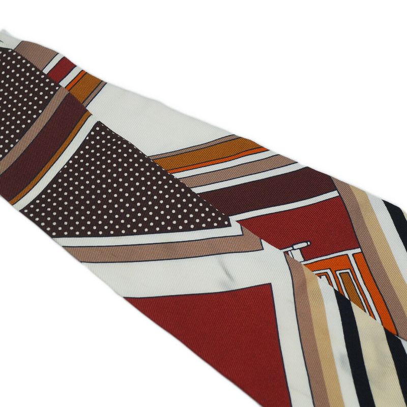 HERMES Twilly - George Washington's Carriage Detail 100% Silk Maron