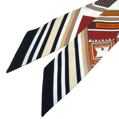 HERMES Twilly - George Washington's Carriage Detail 100% Silk Maron