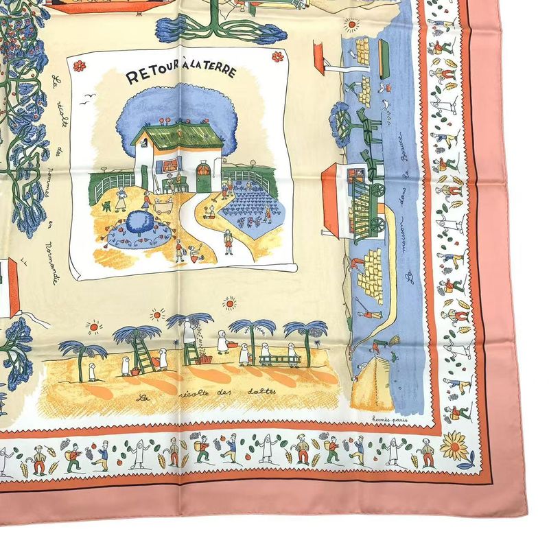 HERMES Carre 90 RE TOUR A LA Terre Return Home Silk Scarf Pink