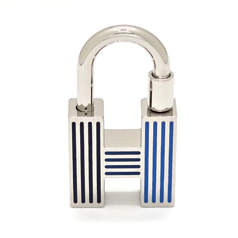 HERMES Key Holder Quiz-rainbow- Cadena Key-ring Charm Lacquer-metal Metallic