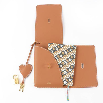 HERMES Carnet Cles Voswift Gold Hardware Note Cabas - Notebook Cabas - Notebook