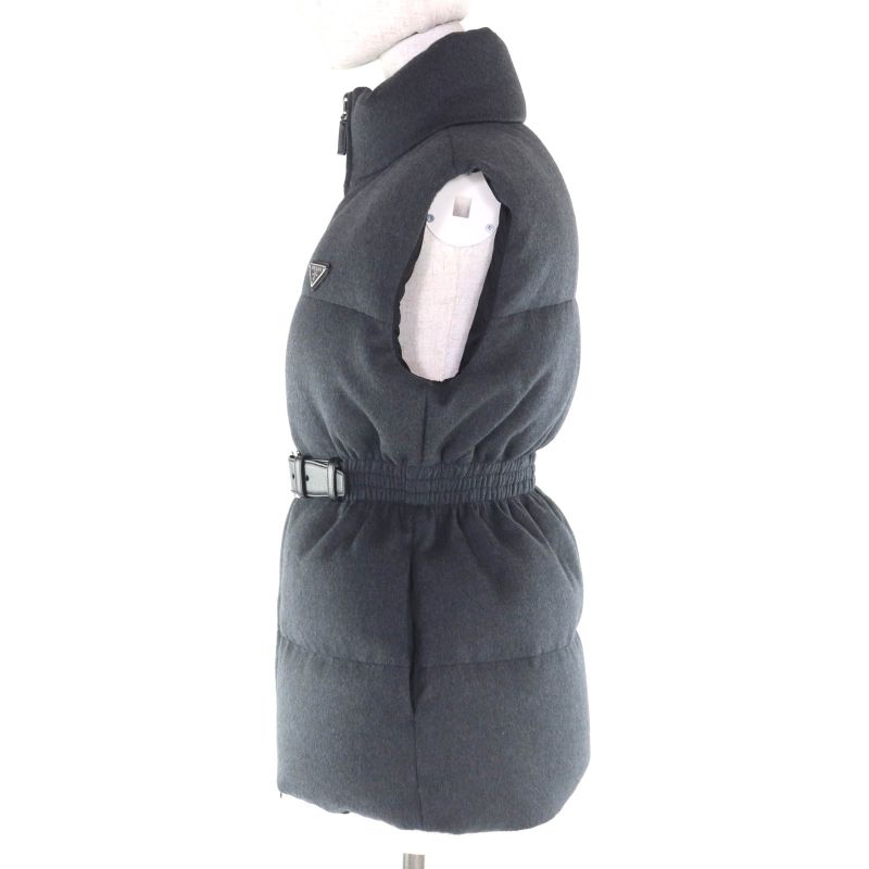 PRADA 24AW 29s131 100% Virgin Wool Triangle Logo Plate Leather Belt Down Vest