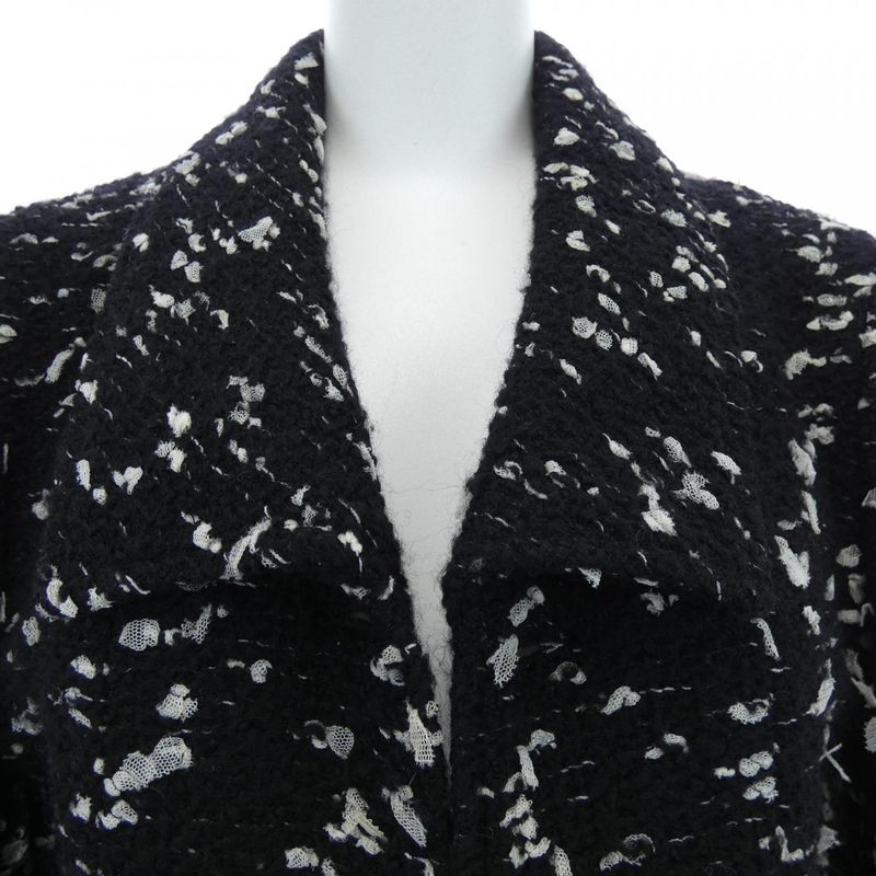Vintage CHANEL P20169v11530 02A Jacket