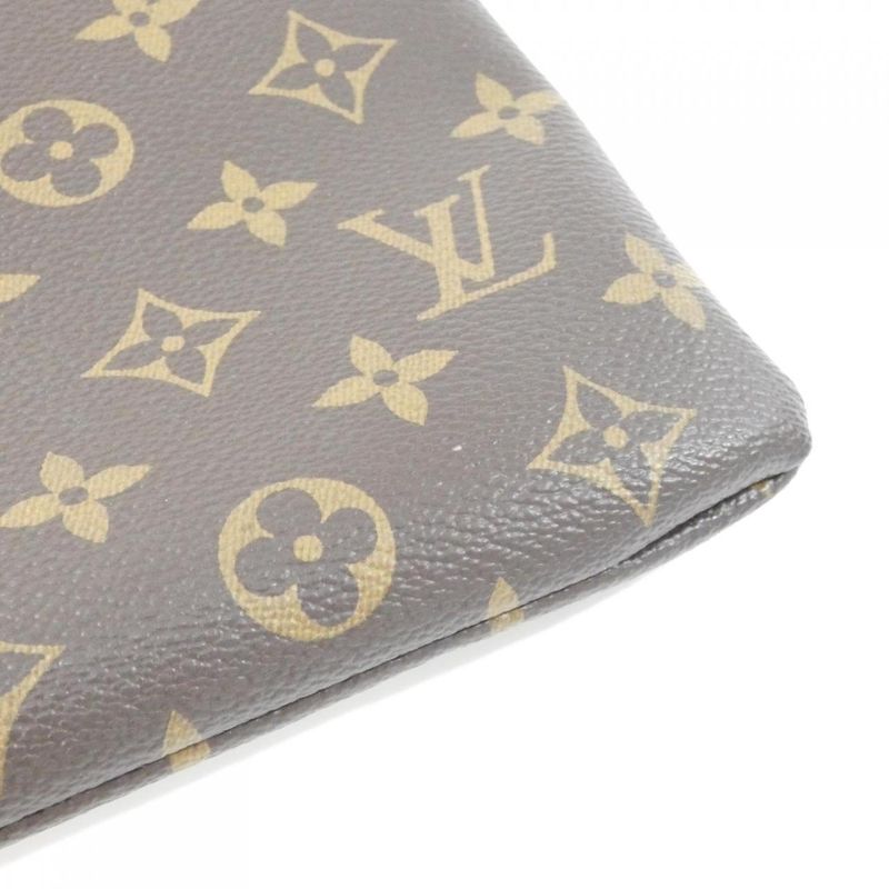 Louis Vuitton Monogram Daily Pouch M64591 Pouch