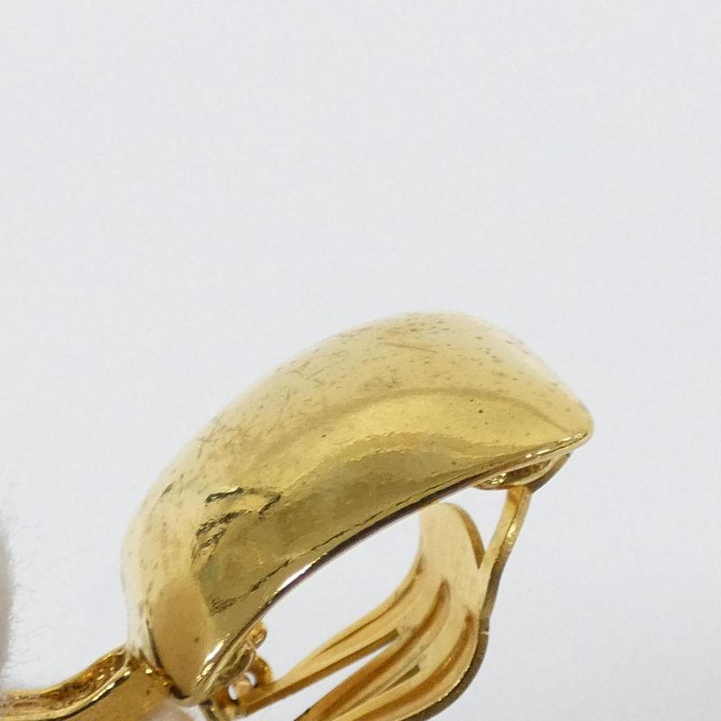 Vintage CHANEL Earring