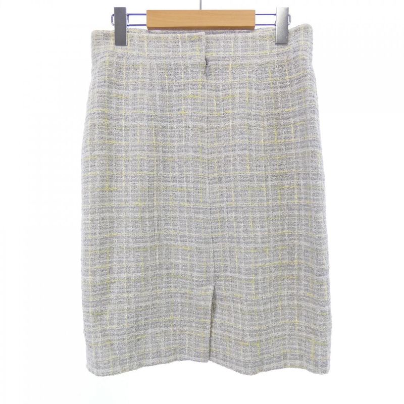 CHANEL P35515v25562 09P Skirt