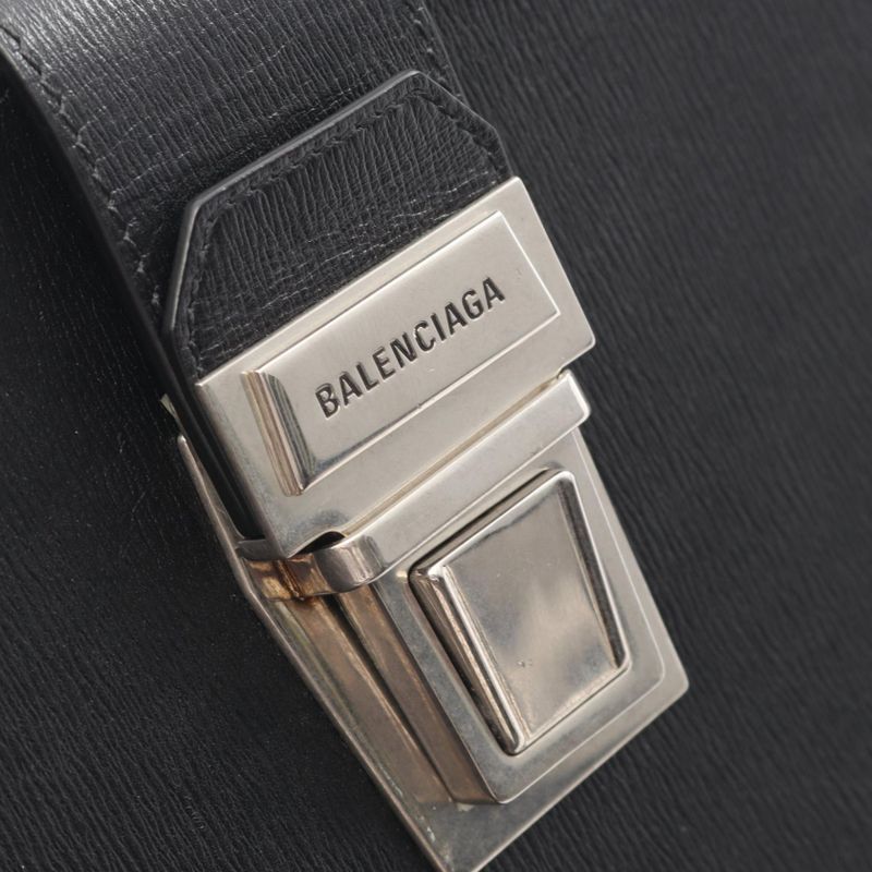BALENCIAGA Shoulder Bag Tuck 637881 Black Leather Tuck Shoulder Bag Women's