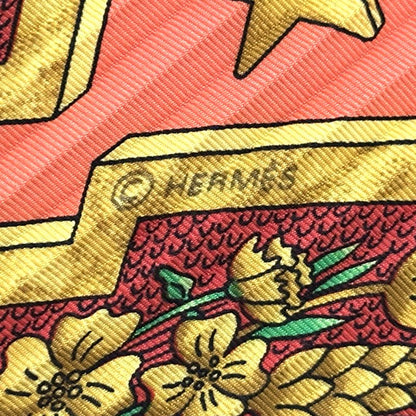 HERMES Scarf Pleated Carre Carpe DIEM Enjoy Your Day Women's Brand Silk Beige