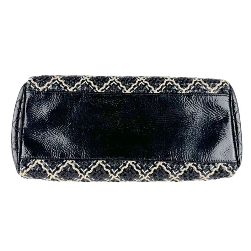 CHANEL Shoulder Bag