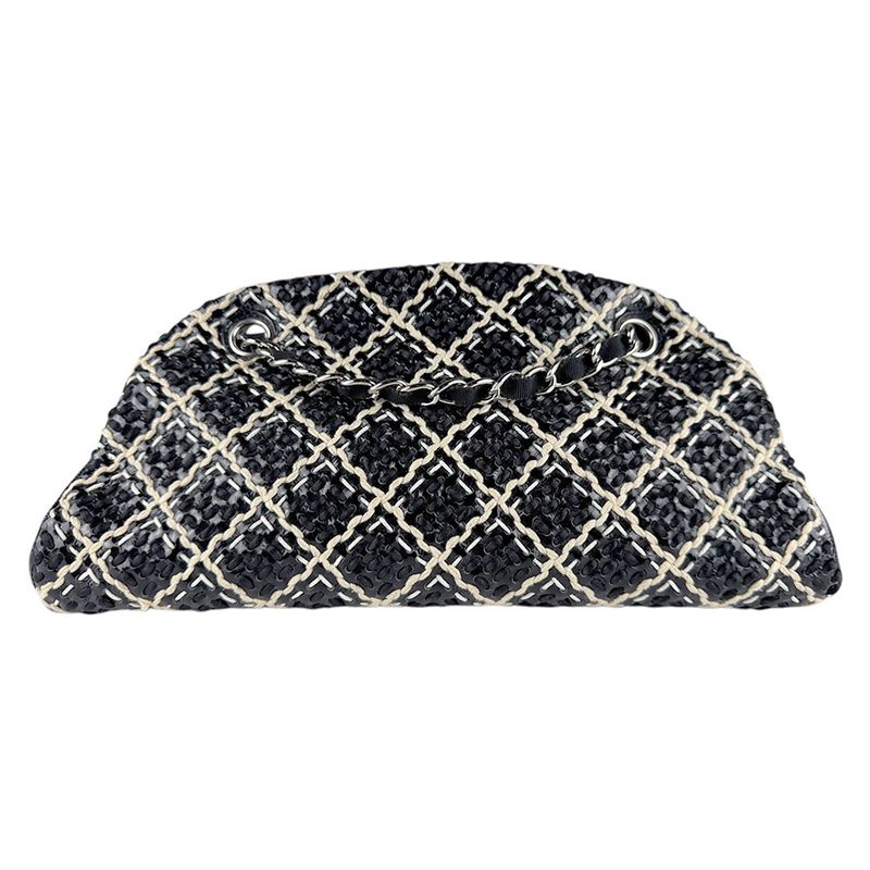 CHANEL Shoulder Bag