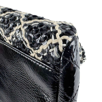 CHANEL Shoulder Bag