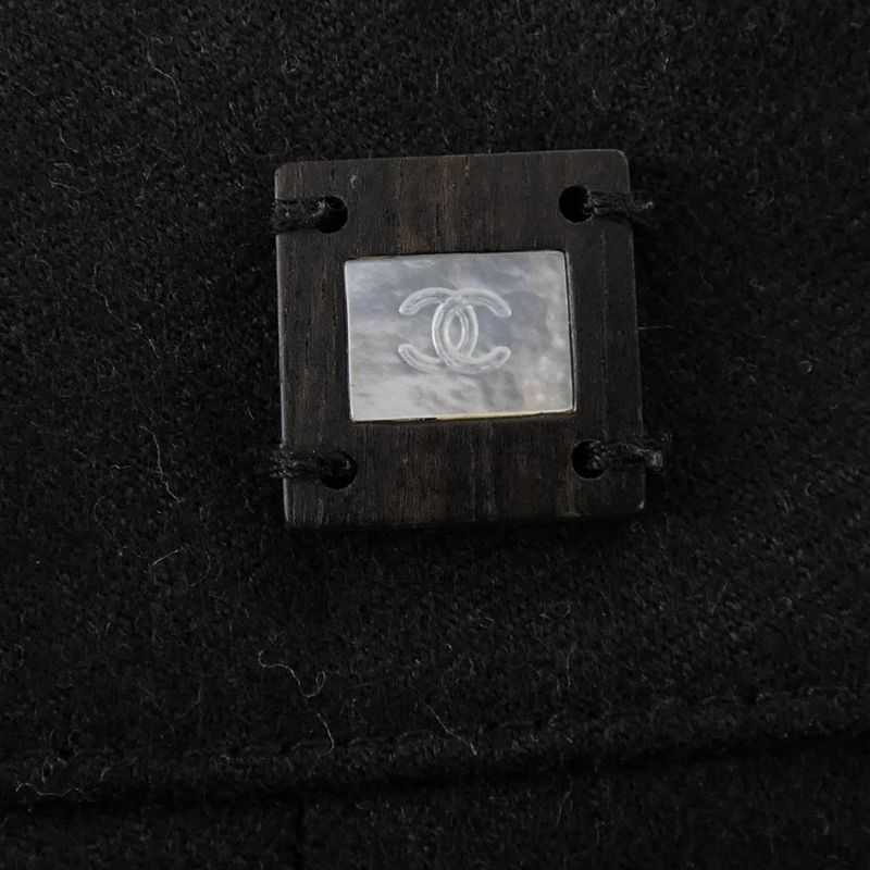 Vintage CHANEL P18201v10471 01A Skirt