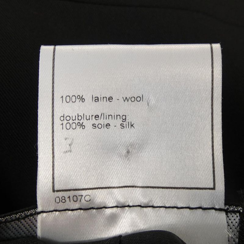Vintage CHANEL P12201v07035 98A Suit