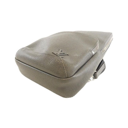 Louis Vuitton Taiga Avenue Ring Bag M30801 Shoulder Bag